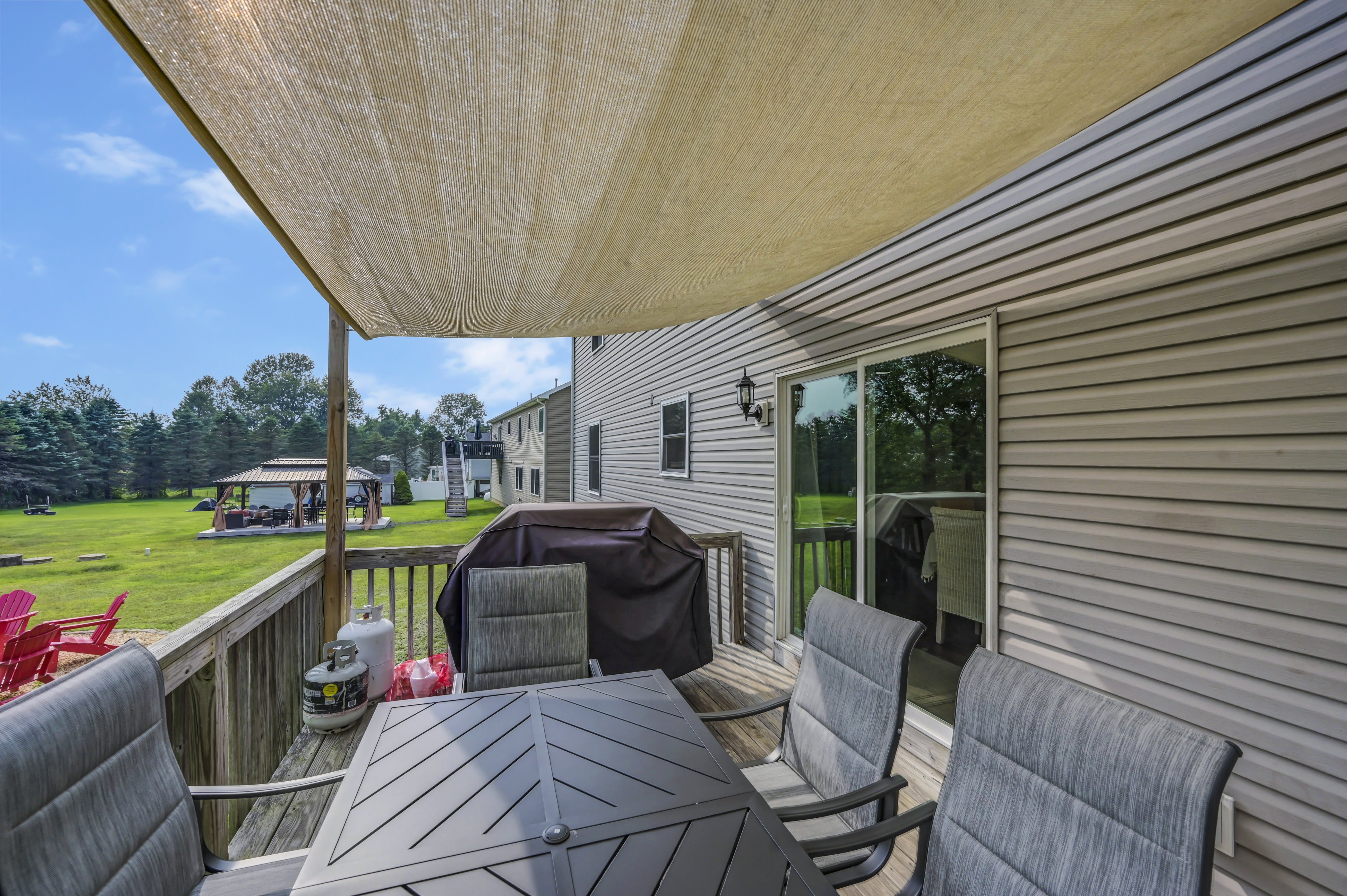 Game room at Bull Run Trailhouse